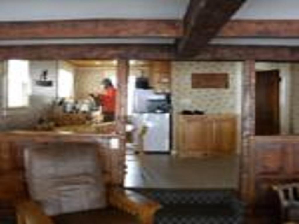 Newport Willoughvale Inn Westmore מראה חיצוני תמונה