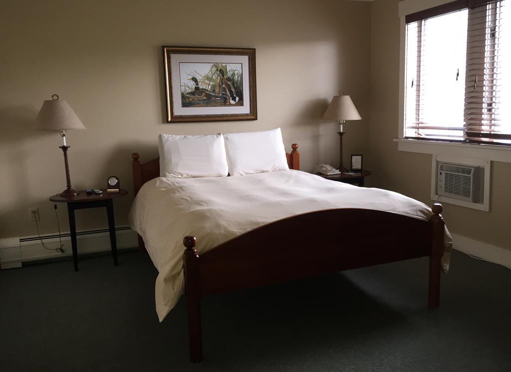 Newport Willoughvale Inn Westmore חדר תמונה
