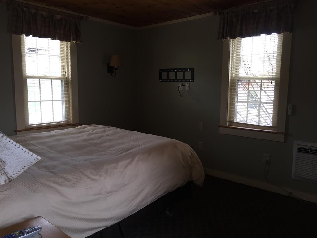Newport Willoughvale Inn Westmore חדר תמונה